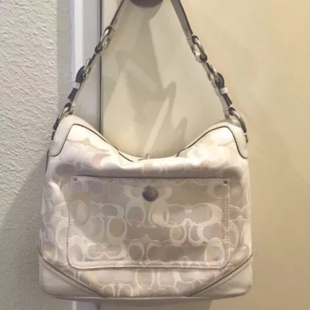 Authentic Coach-Chelsea Optic White Signature - Picture 2 of 4